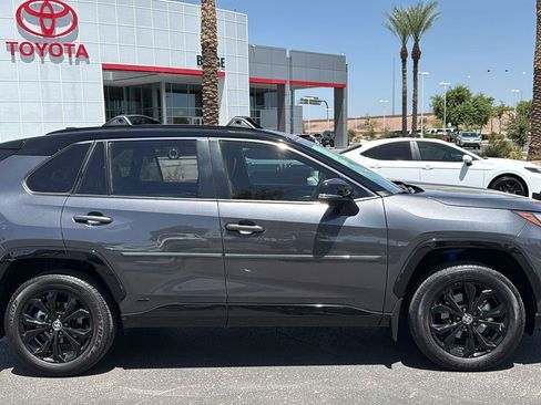 Used 2025 Toyota RAV4 XSE w/ Advanced Technology Package AWD/4WD image 10