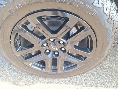 New 2026 Chevrolet Silverado 1500 Custom Trail Boss w/ Turbomax Blackout Package image 6