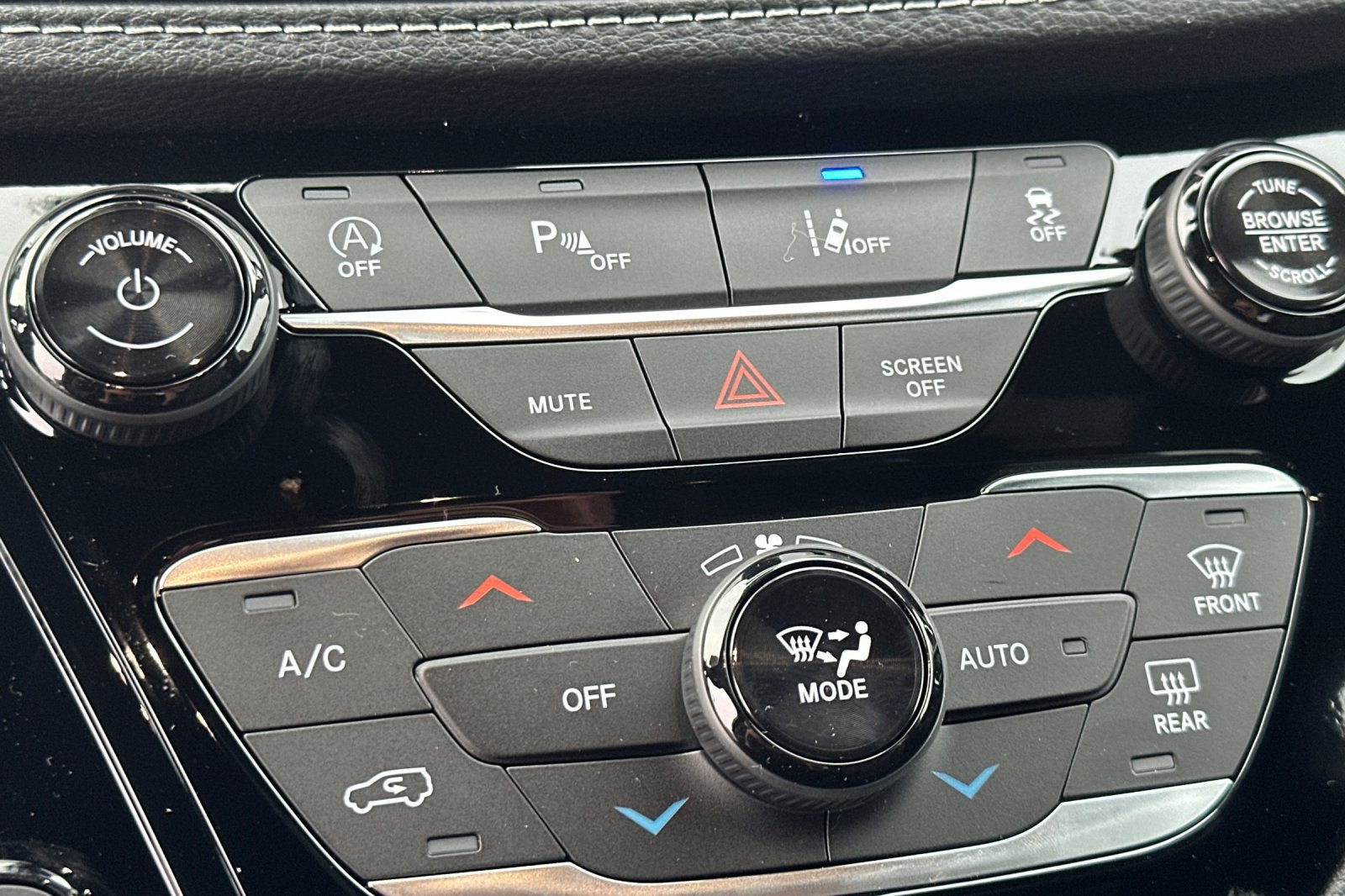 New 2026 Chrysler Pacifica Select w/ S Appearance Package FWD image 26