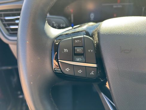 Used 2024 Ford Escape Active image 25