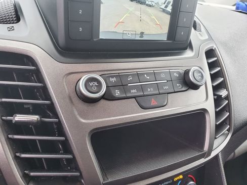 Certified 2019 Ford Transit Connect XL image 21