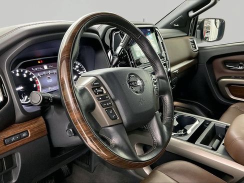 Used 2021 Nissan Titan Platinum Reserve w/ Off Road Protection Package AWD/4WD image 17