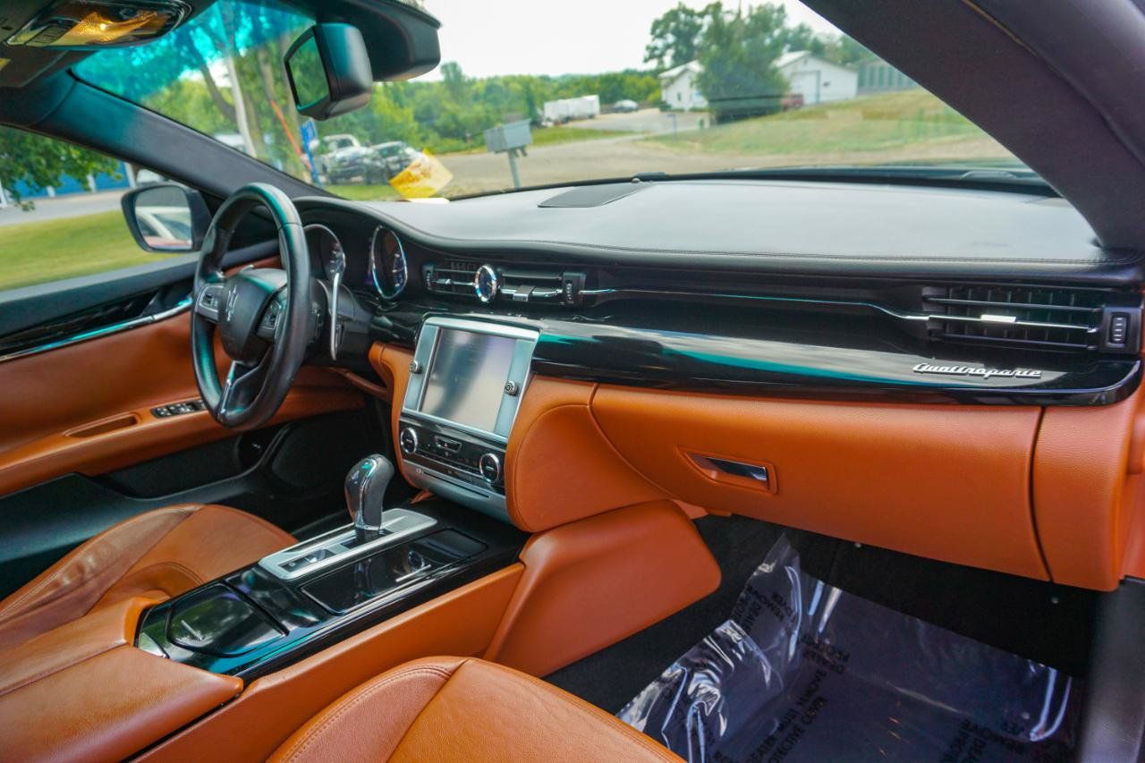 Used 2015 Maserati Quattroporte S Q4 AWD/4WD image 24