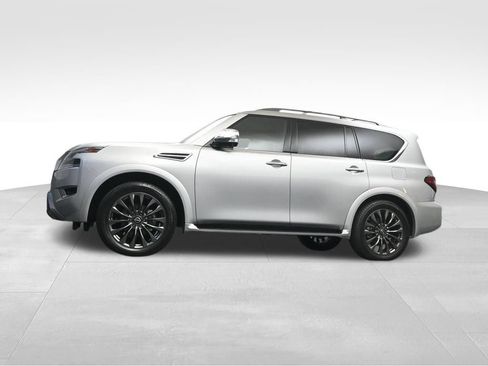 Used 2023 Nissan Armada Platinum w/ Captain's Chairs Package RWD image 11