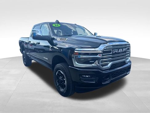 Used 2026 RAM 2500 Laramie AWD/4WD image 18