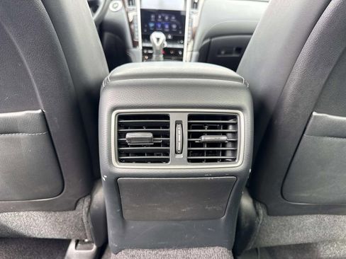 Used 2019 INFINITI Q50 Luxe w/ Essential Package (3.0T Luxe) image 14