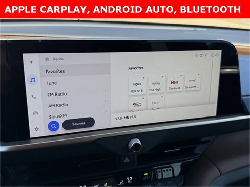 Certified 2025 Toyota Crown Signia image 3