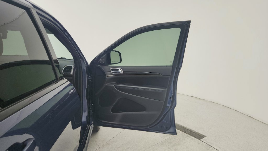 Used 2020 Jeep Grand Cherokee Limited X RWD image 24