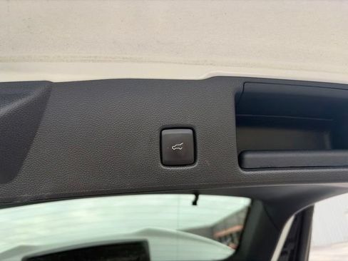 Used 2023 Ford Escape ST-Line w/ Tech Pack #1 AWD/4WD image 7