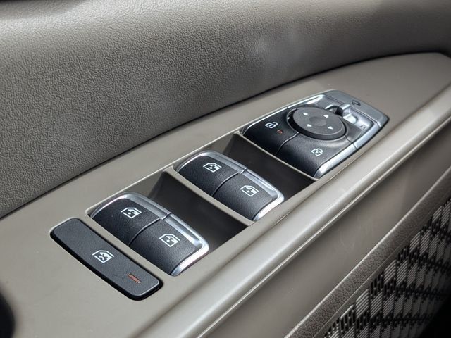 New 2026 Kia Carnival EX FWD image 26