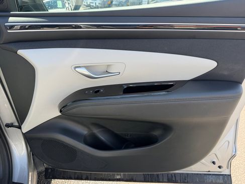 Certified 2023 Hyundai Tucson SEL AWD/4WD image 16
