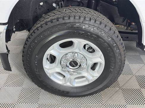 Certified 2026 Ford F250 XLT w/ FX4 Off-Road Package AWD/4WD image 8