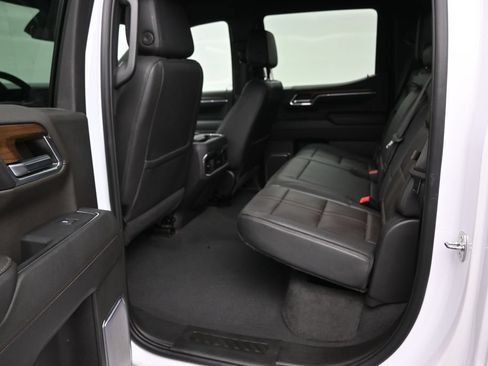 Used 2024 Chevrolet Silverado 1500 High Country AWD/4WD image 14