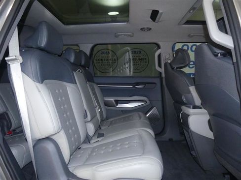 Used 2024 Kia EV9 Wind AWD/4WD image 26