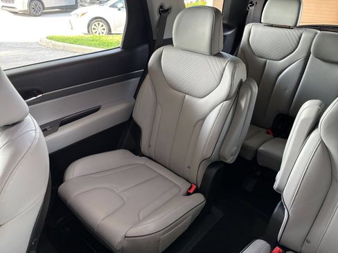 Used 2025 Hyundai Palisade SEL AWD/4WD image 41