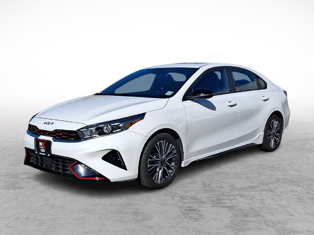 Used 2023 Kia Forte GT-Line w/ GT-Line Premium Package FWD image 3