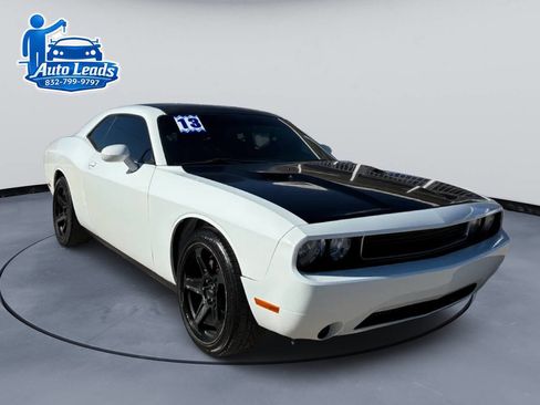 Used 2013 Dodge Challenger R/T w/ Sound Group II image 2