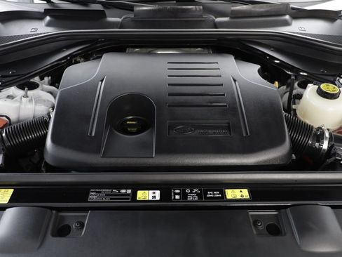 Certified 2026 Land Rover Range Rover Sport SE AWD/4WD image 23