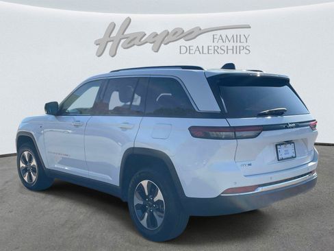 Used 2024 Jeep Grand Cherokee Limited 4xe AWD/4WD image 5
