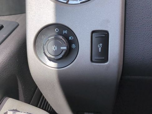Used 2015 Ford F350 Lariat w/ Lariat Ultimate Package AWD/4WD image 28