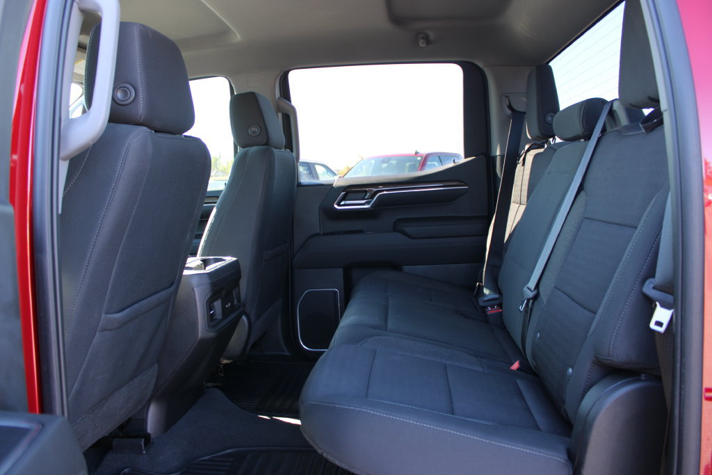 Used 2022 Chevrolet Silverado 1500 LT RWD image 27