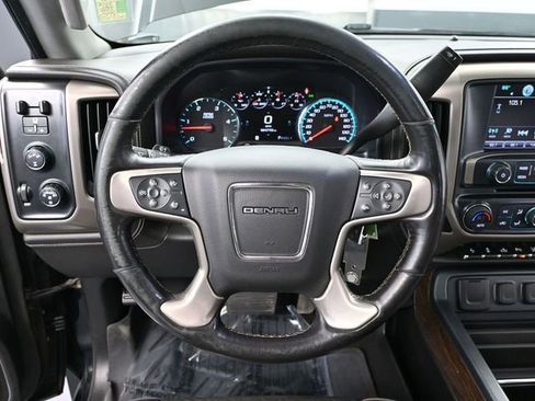 Used 2018 GMC Sierra 2500 Denali w/ Duramax Plus Package image 31