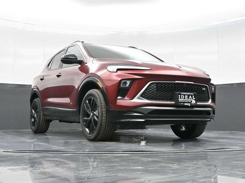 New 2025 Buick Encore GX Sport Touring w/ Advanced Technology Package image 28