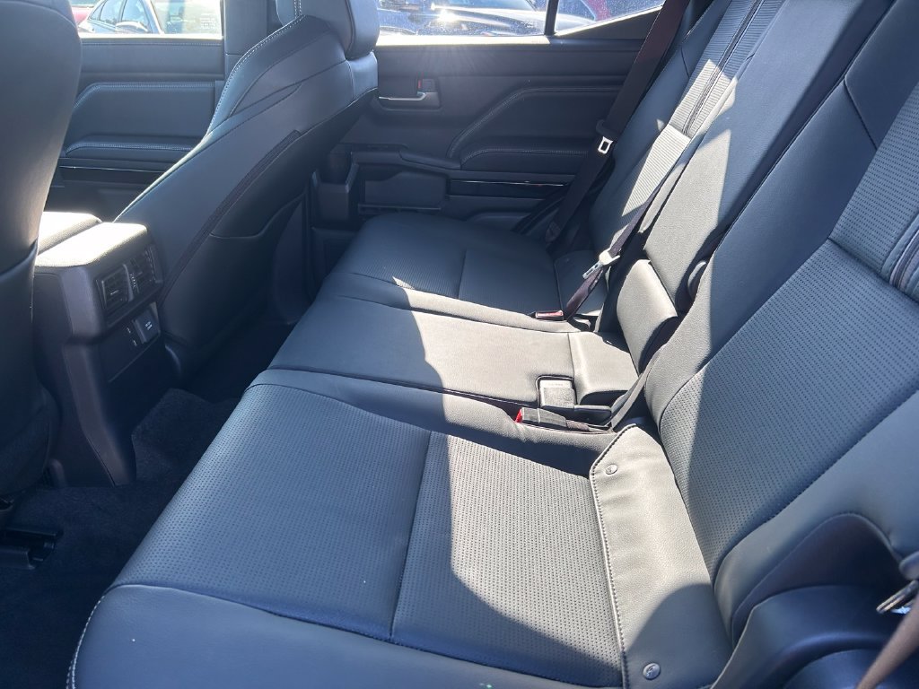 Certified 2025 Toyota 4Runner Limited AWD/4WD image 17