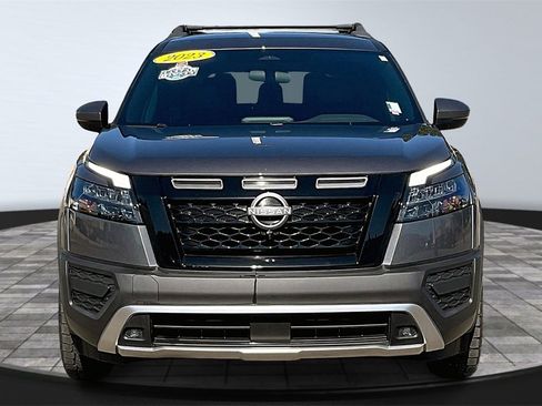 Used 2023 Nissan Pathfinder Rock Creek image 3