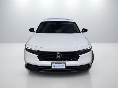 New 2025 Honda Accord SE image 2