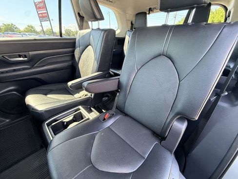 Used 2026 Toyota Grand Highlander FWD image 29