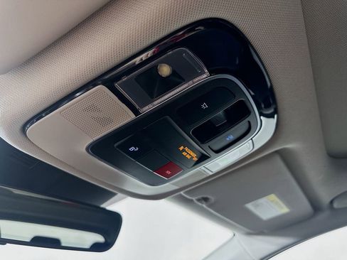 Used 2025 Hyundai Tucson Limited image 34