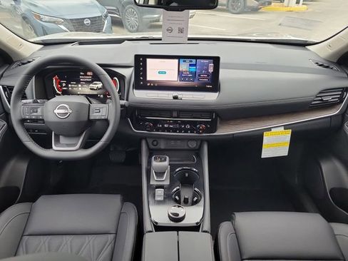 New 2026 Nissan Rogue Platinum AWD/4WD image 14