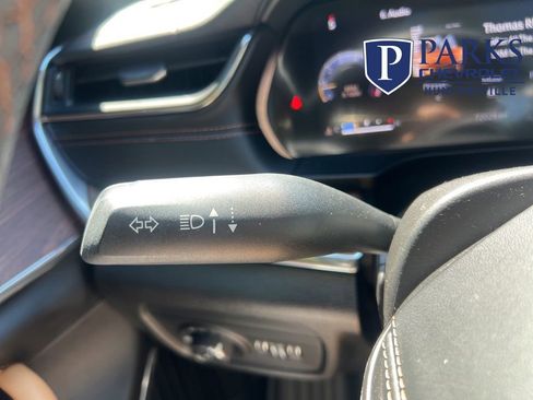Used 2023 Jeep Grand Cherokee L Summit w/ Advanced Protech Group IV AWD/4WD image 27