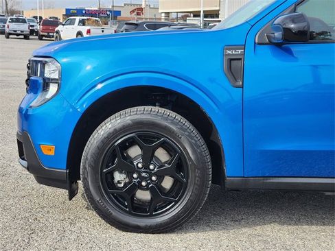 Used 2025 Ford Maverick XLT w/ XLT Luxury Package image 9