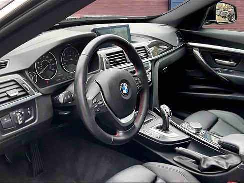 Used 2018 BMW 330i Gran Turismo xDrive image 14
