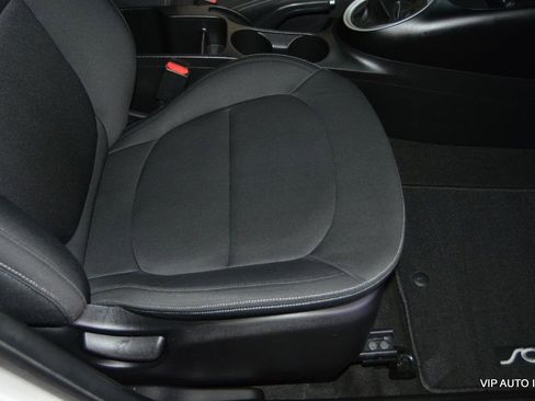 Used 2014 Kia Soul image 19
