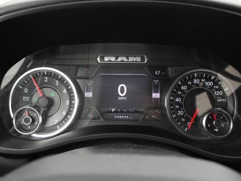 Used 2022 RAM 2500 Big Horn w/ Level C Equiment Group image 10