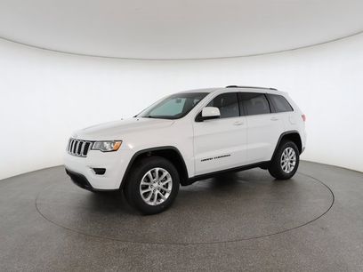 Used 2021 Jeep Grand Cherokee Laredo