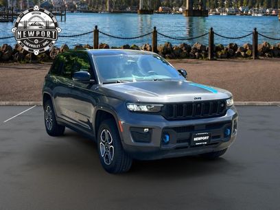 Used 2022 Jeep Grand Cherokee Trailhawk w/ Advanced Protech Group II