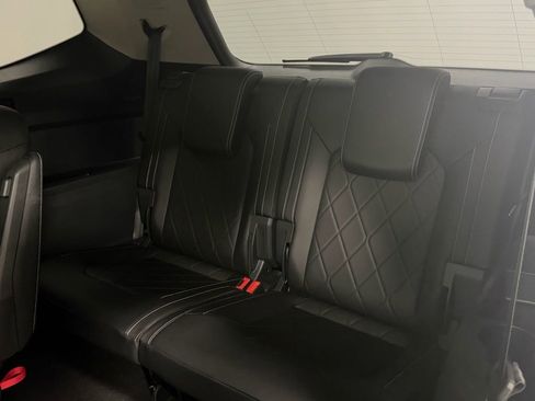 Used 2025 Volkswagen Atlas SEL Premium R-Line image 22