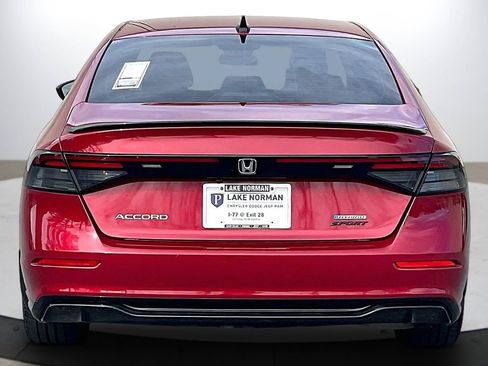 Used 2023 Honda Accord Sport image 8