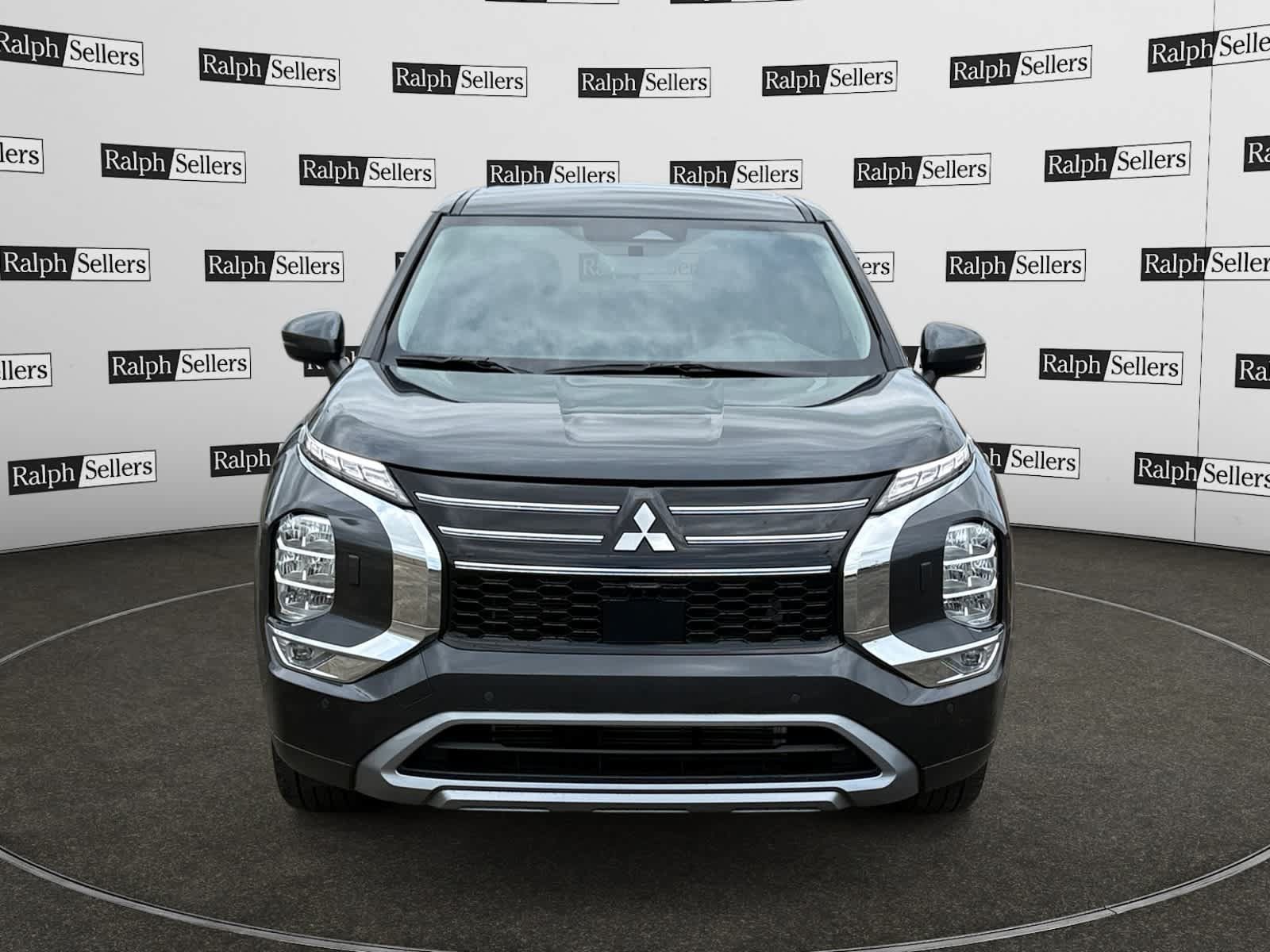 Used 2025 Mitsubishi Outlander SE AWD/4WD image 8