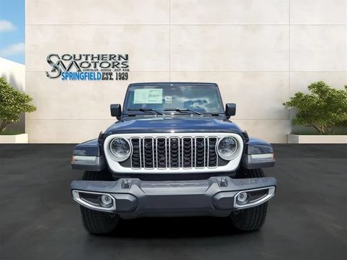 New 2026 Jeep Wrangler Unlimited Sahara w/ Whitecap Package AWD/4WD image 8