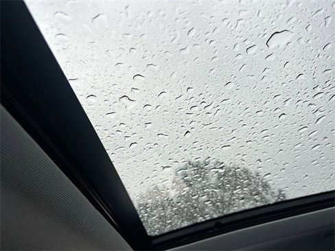 Used 2022 Lincoln Corsair Reserve w/ Luxury Package image 24