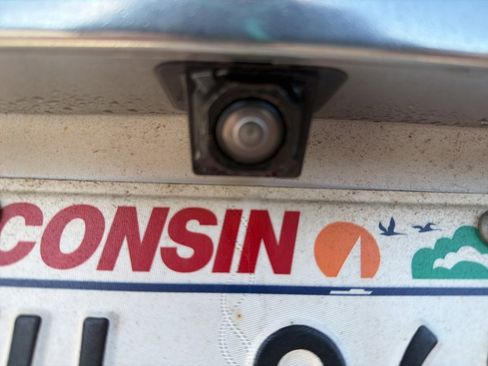 Used 2022 GMC Terrain SLT w/ Infotainment Package II image 5