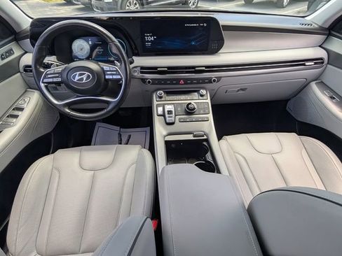 Used 2024 Hyundai Palisade SEL FWD image 14