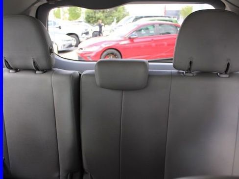 Used 2015 Toyota Sienna XLE FWD image 26