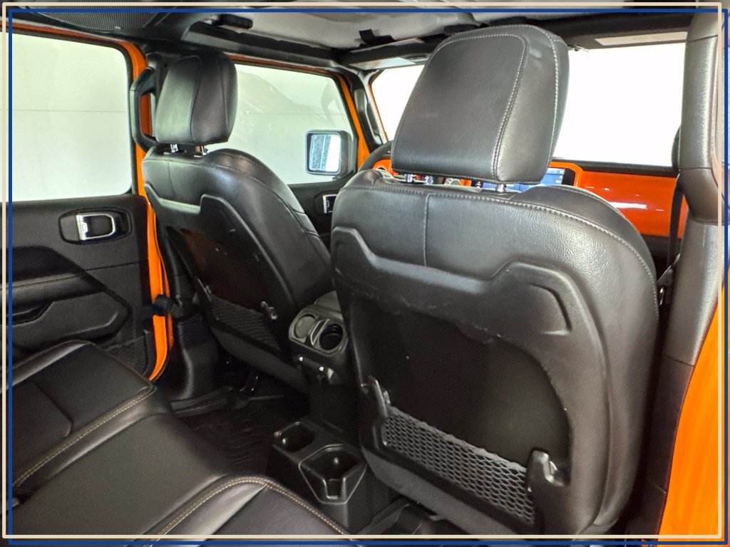 Certified 2025 Jeep Gladiator Sport AWD/4WD image 44