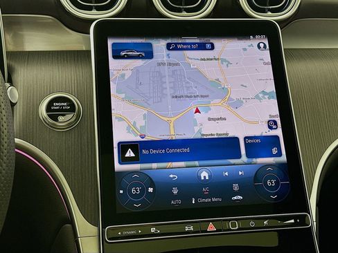 Used 2025 Mercedes-Benz GLC 300 4MATIC image 14